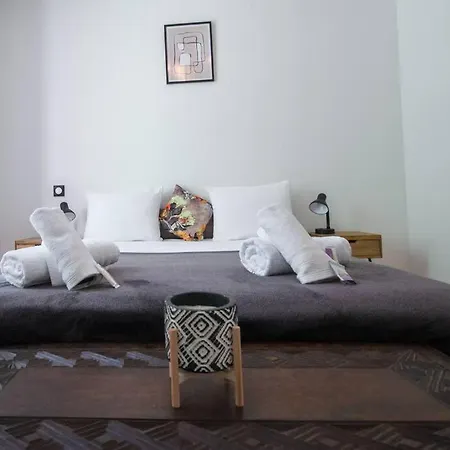 L'as De Carreaux Apartment